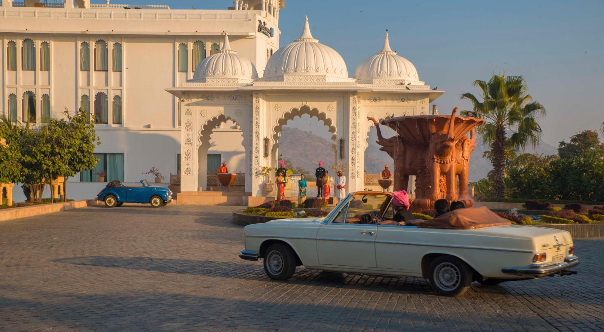 Radisson Blu Udaipur Palace Resort & Spa Exterior photo